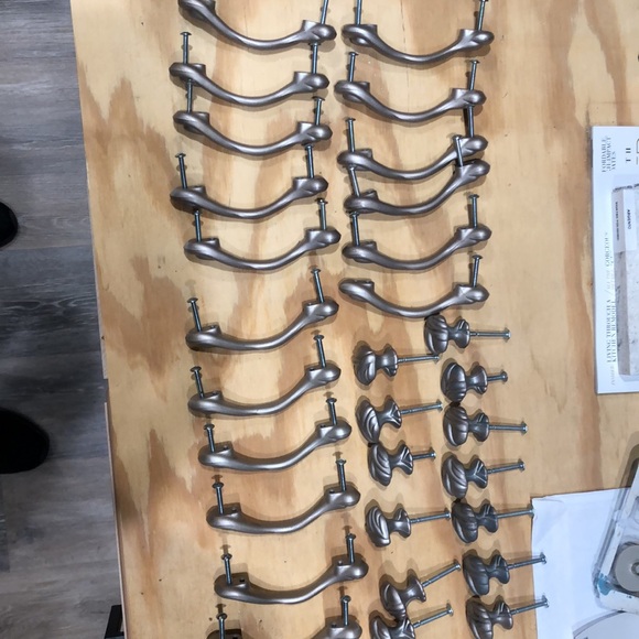 Kitchen Cabinet Pulls - Picture 2 of 7